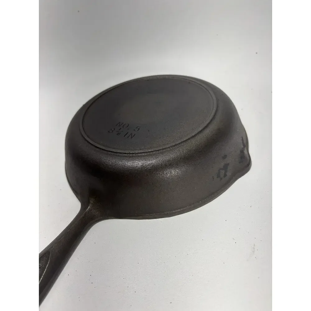 Vintage Cast Iron Skillet No 5 8 1/8” Heat Ring Restored USA